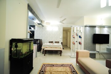 Kitchen in 3 BHK Apartment at Gomti Nagar – for Rent