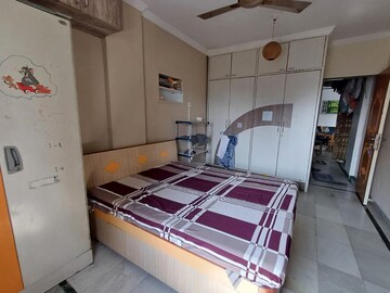 Bedroom in 1 BHK Apartment at Maheshwari Niketan Apartment, Uthalsar – for Rent