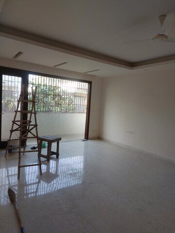 Kitchen in 4 BHK Builder Floor at Friends Colony – for Rent