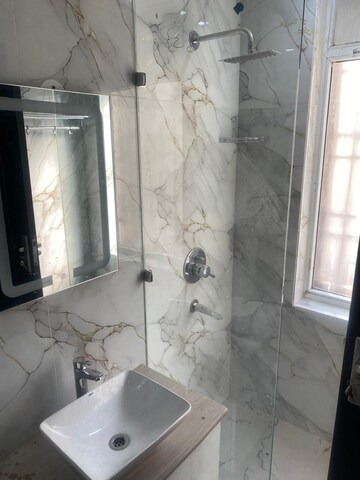 Bathroom in 3.5 BHK Builder Floor at Orchid Island, Sector 51 – for Rent