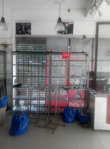 Parking in  Showroom at Sabari Park, Chembur – for Rent