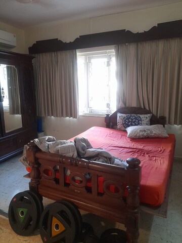 Bedroom in 2 BHK Apartment at Bandra West – for Rent