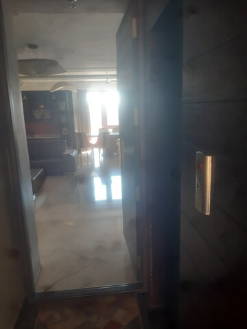 Furnished Amenities in 3 BHK Apartment at Domlur – for Sale