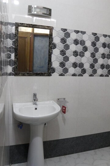 Bathroom in 2 BHK Apartment at Stellar Mi Citihomes, Omicron Iii Greater Noida – for Rent