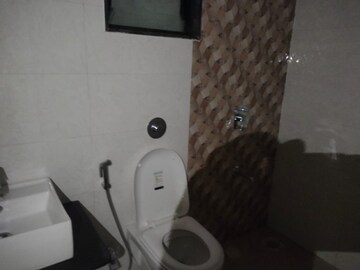 Bathroom in 2 BHK Apartment at Kohinoor Viva City, Dhanori – for Rent