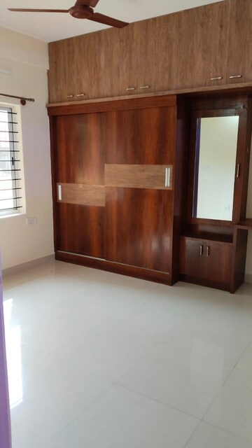 Room in 2 BHK Apartment at Mantri Residency, Gottigere – for Rent
