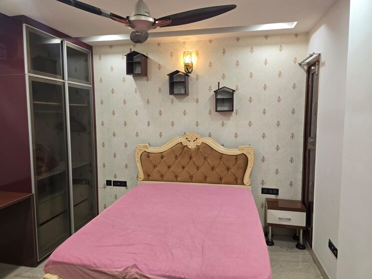 Bedroom, niti khand 4 Bedroom 2400 Sq.Ft. Builder Floor In Niti Khand Ghaziabad 8173301