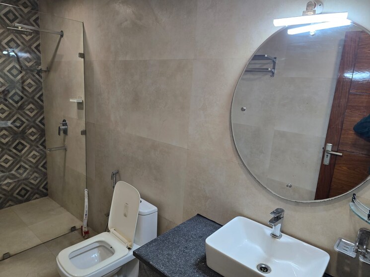 Bathroom, niti khand 4 Bedroom 2400 Sq.Ft. Builder Floor In Niti Khand Ghaziabad 8173301