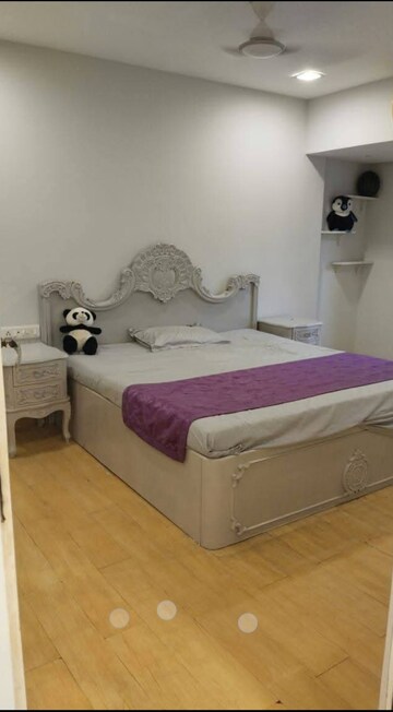 Bedroom in 3 BHK Apartment at Oakland Park, Andheri West – for Rent