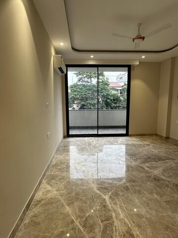 Bedroom in 3 BHK Builder Floor at Sector 25 – for Sale