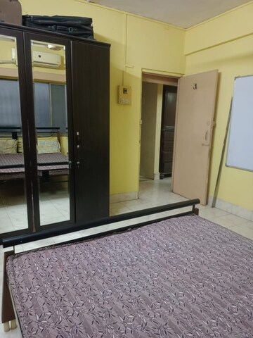 Room in 1 BHK Apartment at Raunak Heights, Ghodbunder Road – for Rent