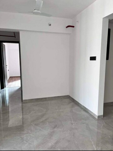 2 BHK Apartment For Rent in Kohinoor Viva City, Dhanori