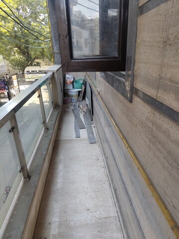Balcony in 4 BHK Builder Floor at Rohini Sector 11 – for Rent