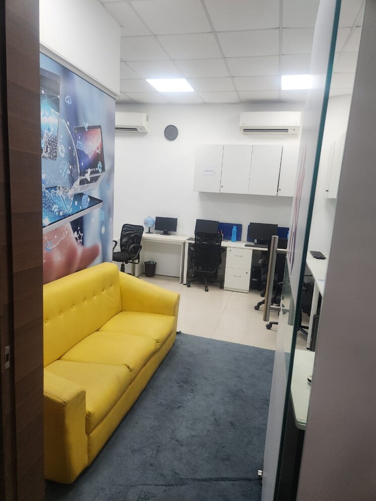 Team Area, nibr-1-aerocity Commercial Office Space 900 Sq.Ft. In Andheri East Mumbai 8173411
