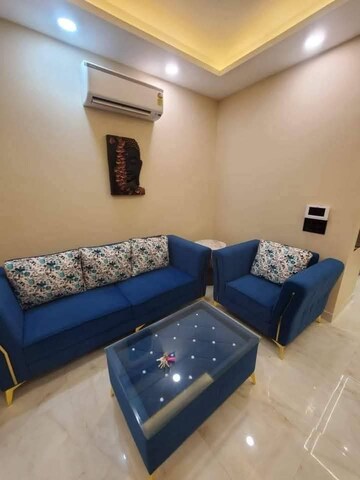 Bedroom in 1 BHK Builder Floor at Dlf Cyber City, Sector 24 – for Rent