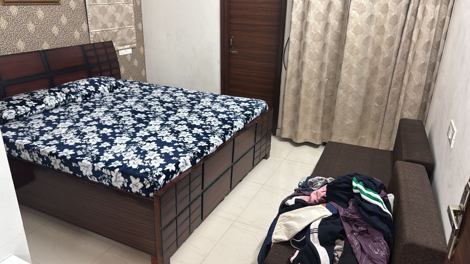 3 BHK + Pooja Room Builder Floor For Sale in Guru Nanak Enclave