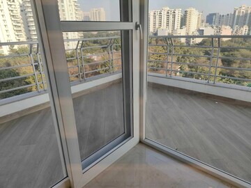Balcony in 3 BHK Apartment at Parsvnath Exotica, Sector 53 – for Rent