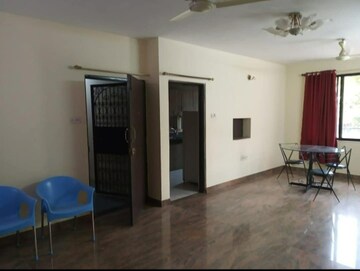 Room in 3 BHK Apartment at Goel Ganga Nebula, Viman Nagar – for Rent