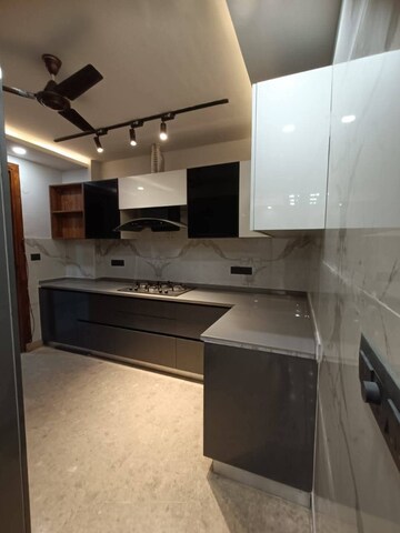 Kitchen in 2 BHK Builder Floor at Dlf Cyber City, Sector 24 – for Rent