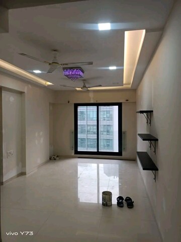 Room in 3 BHK Apartment at Kanakia Spaces Zen World, Kanjurmarg East – for Rent