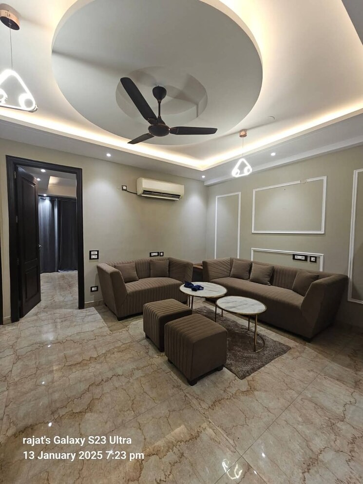 Living Room, dlf-cyber-city 2 Bedroom 1500 Sq.Ft. Builder Floor In Sector 24 Gurgaon 8173512