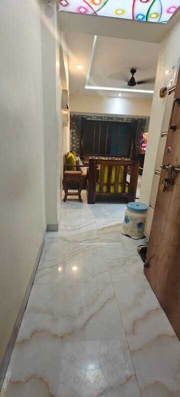 Balcony in 1.5 BHK Apartment at Parijat Apartment Bandra, Bandra West – for Rent