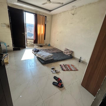 2 BHK Builder Floor For Rent in Kotla Mubarakpur Delhi  8173606