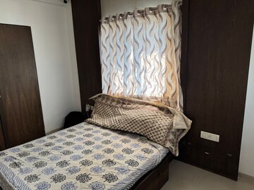 Bedroom in 3 BHK Apartment at Sagar Shrot, Andheri West – for Rent