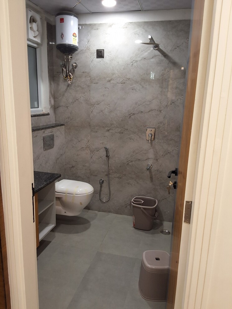 Attached Bathroom, raja park 2 Bedroom 1200 Sq.Ft. Apartment In Raja Park Jaipur 8173632