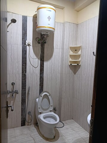 Bathroom in 2 BHK Builder Floor at Uday Arden 45, Sector 45 – for Rent