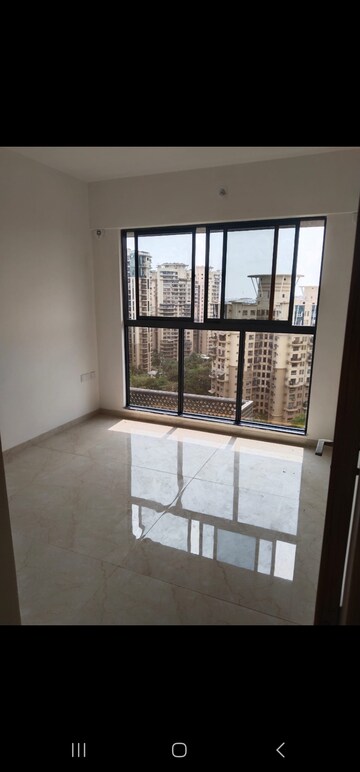 Room in 2 BHK Apartment at Godrej Urban Park, Chandivali – for Rent