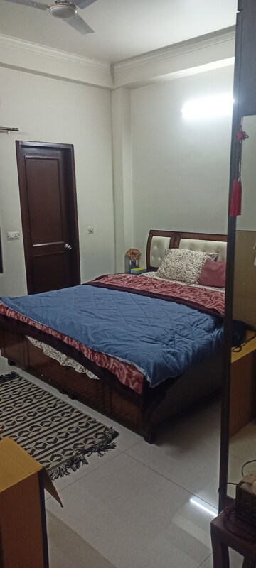 Bedroom in 2 BHK Builder Floor at DLF Star Tower, Sector 30 – for Rent