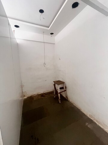 Common Area in  Shop at Andheri West – for Rent