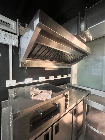 Common Area in  Shop at Andheri West – for Rent