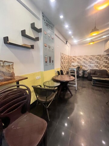 Common Area in  Shop at Andheri West – for Rent