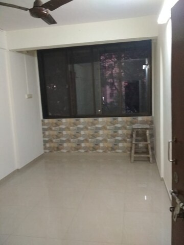 Room in 1 BHK Apartment at Mantri Serene, Goregaon East – for Rent