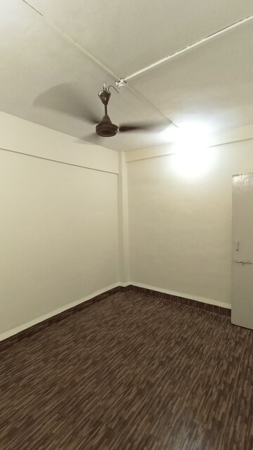 Room in 1 BHK Apartment at Sai Baba Complex, Aarey Colony – for Rent