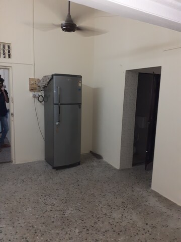 Furnished Amenities in 1 BHK Apartment at Vasant Valley Complex, Malad East – for Rent
