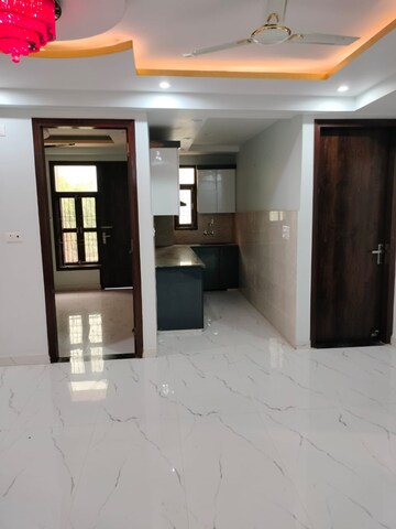 Living Room in 2 BHK Builder Floor at Uttam Nagar – for Rent