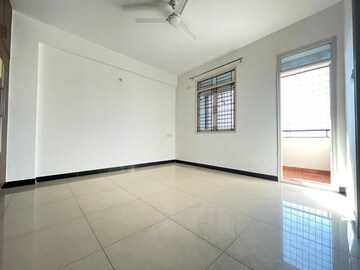 Room in 3 BHK Apartment at Samhita Spice Wood, Cv Raman Nagar – for Rent