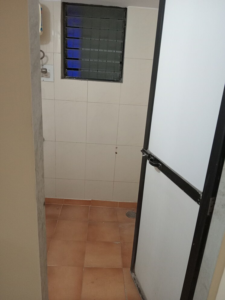 Bathroom, rebello-enclave-midc 1 Bedroom 565 Sq.Ft. Apartment In Andheri East Mumbai 8173827