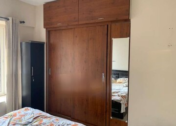 Bedroom in 2 BHK Apartment at Dosti Imperia Phase I, Ghodbunder Road – for Rent