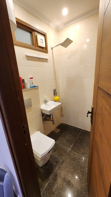 Bathroom in 3 BHK Builder Floor at Safdarjung Enclave – for Rent