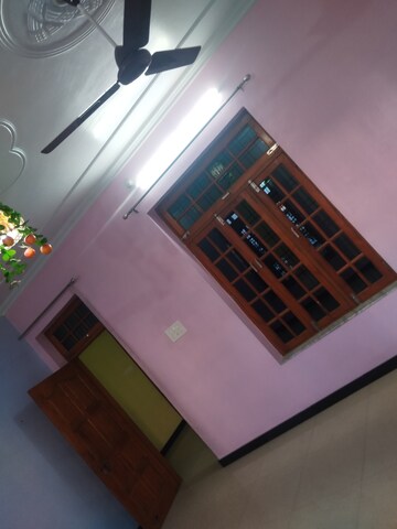 Furnished Amenities in 2.5 BHK Independent House at Kamta – for Rent