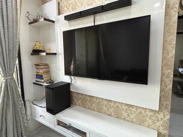 Furnished Amenities in 2 BHK Apartment at Gala Pride Palms, Kolshet Road – for Rent