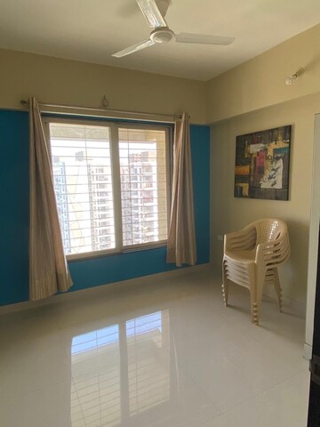 Room in 2 BHK Apartment at Suyog Padmavati Hills, Bavdhan – for Rent