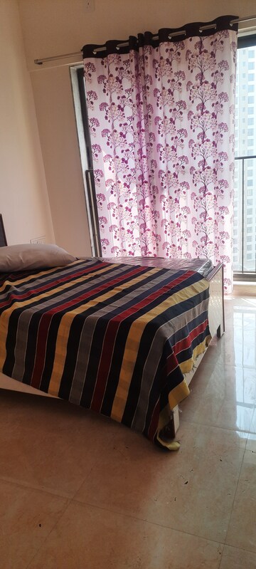 Bedroom in 2 BHK Apartment at Sunteck Maxxworld 4, Naigaon East – for Rent