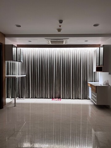 Team Area in 4 BHK Apartment at Kukatpally – for Sale