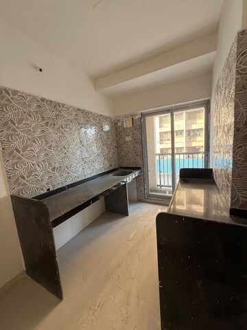 Kitchen in 2 BHK Builder Floor at Raunak Residency Thane, Pokhran Road No 1 – for Sale