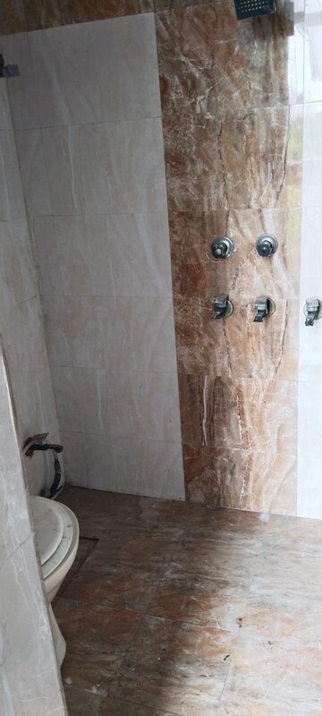 Bathroom in 2.5 BHK Independent House at Sector 23 – for Rent